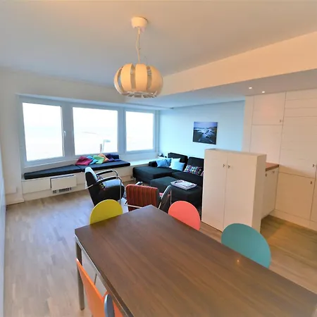 Apartment In Heist With Ocean Views *